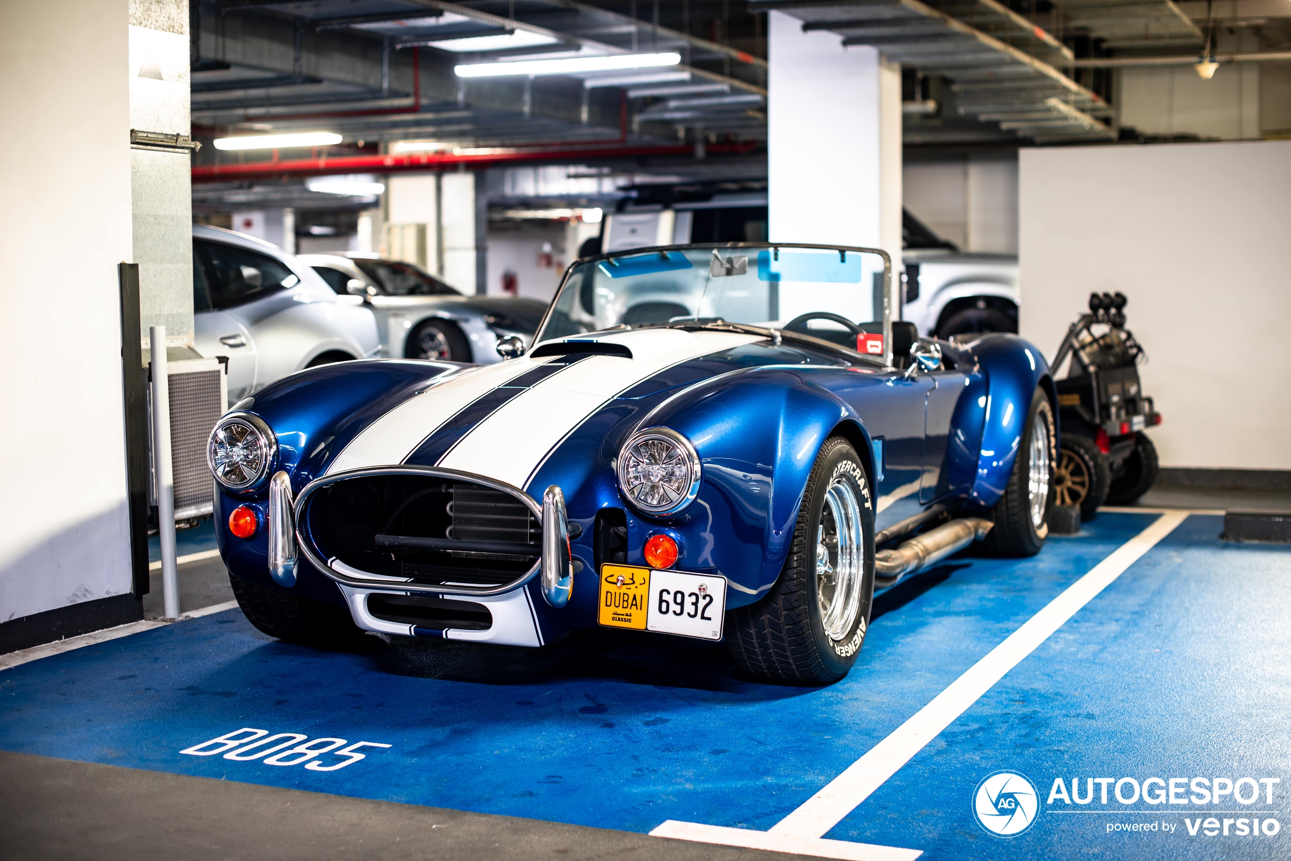 AC Cobra 427