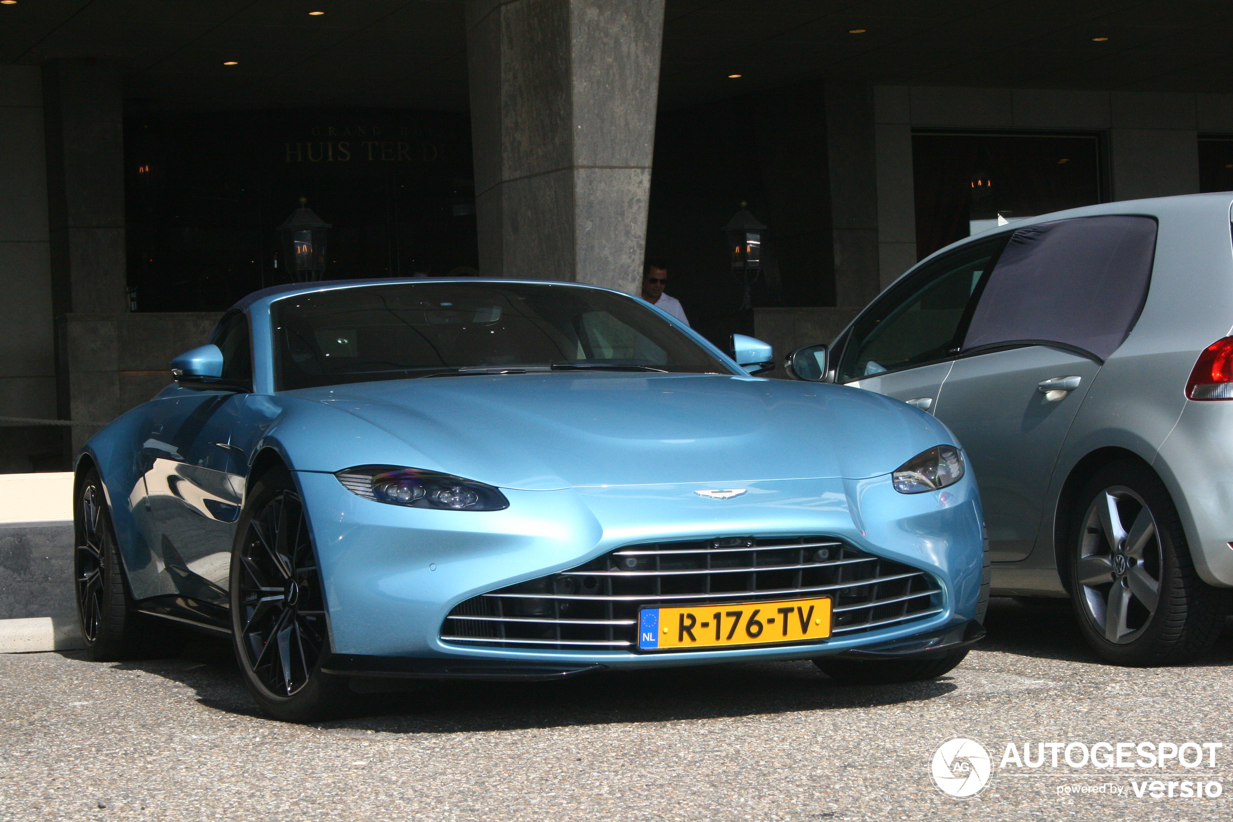 Aston Martin V8 Vantage Roadster 2020