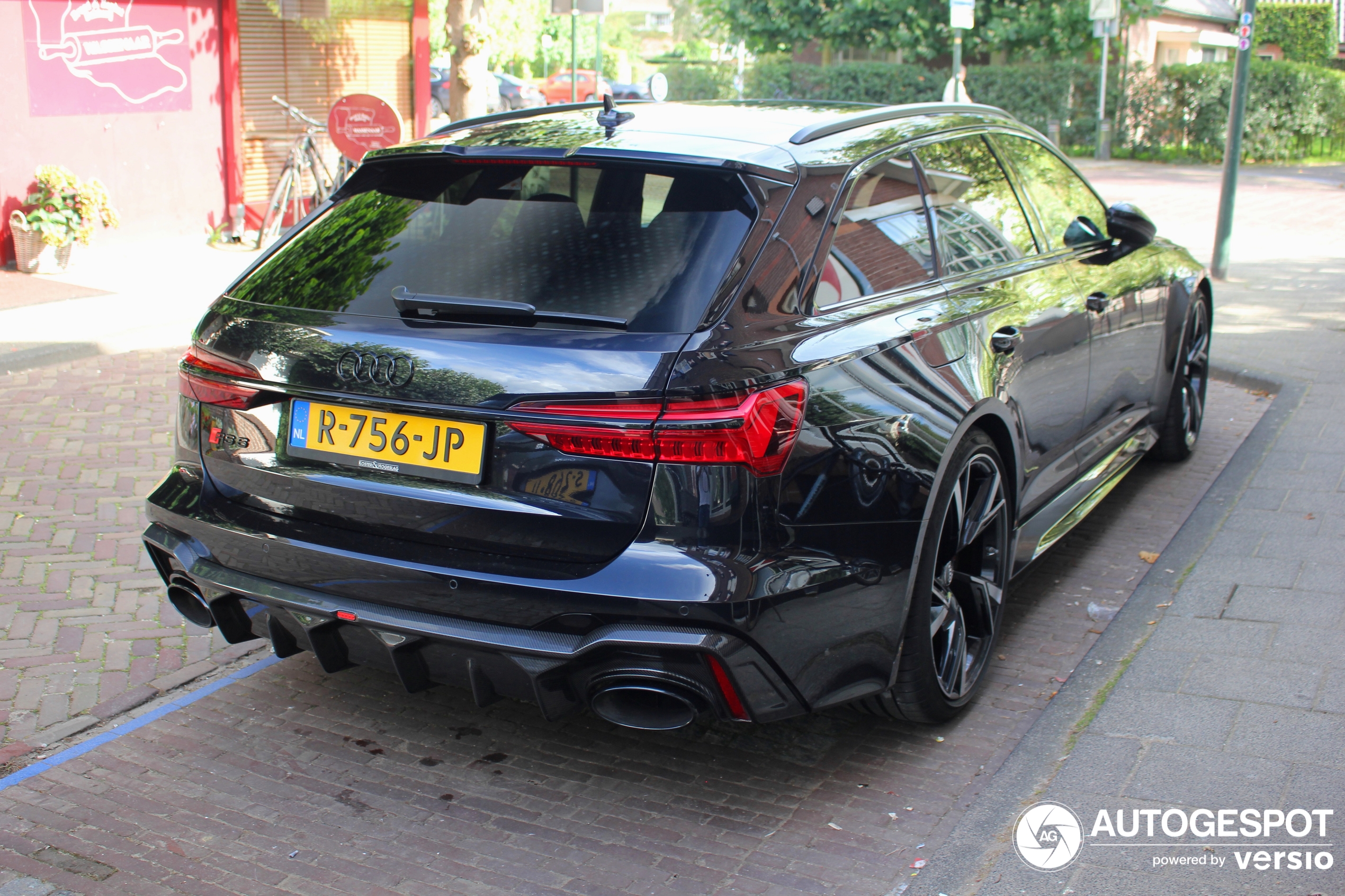 Audi RS6 Avant C8