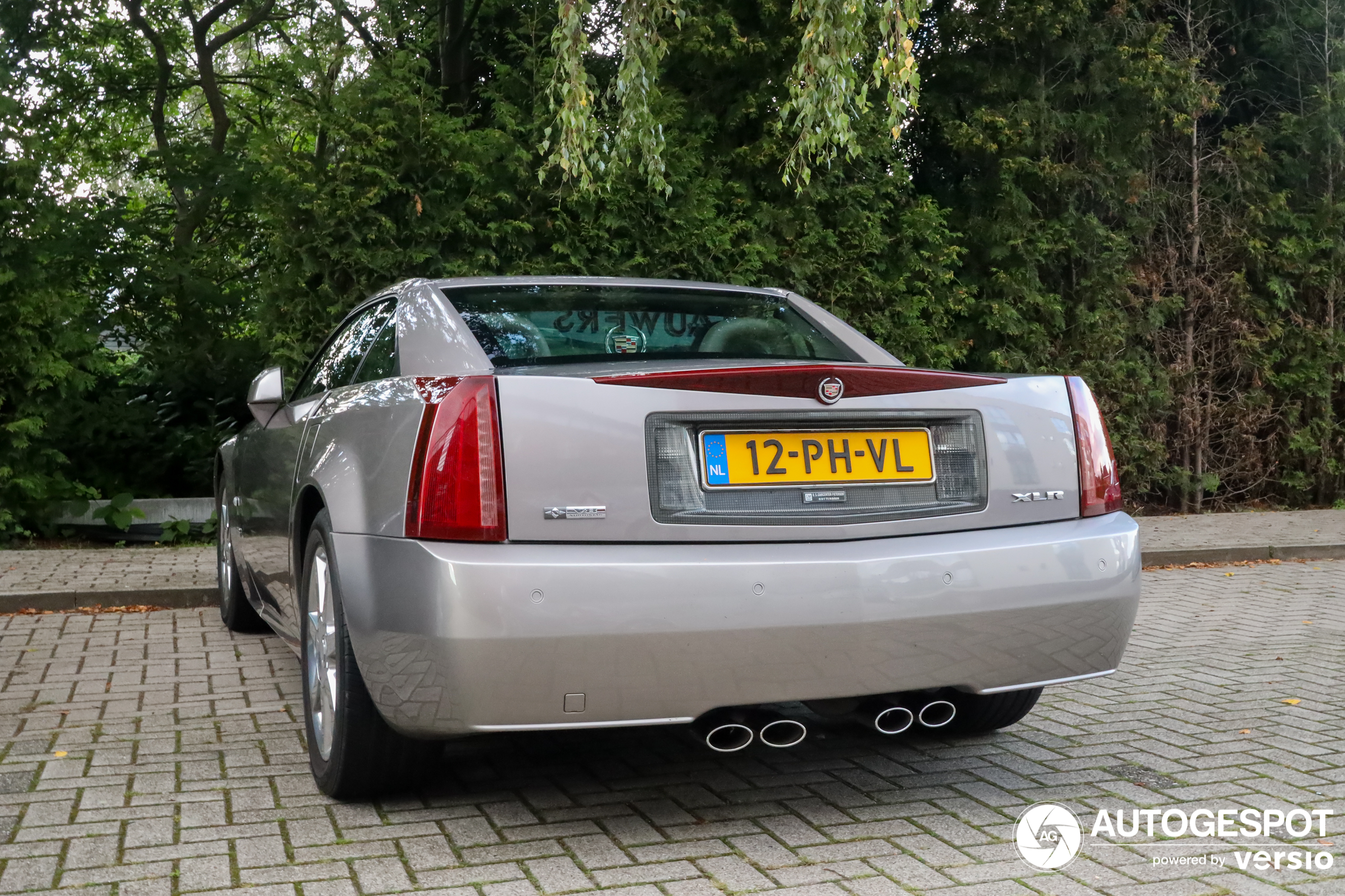 Cadillac XLR