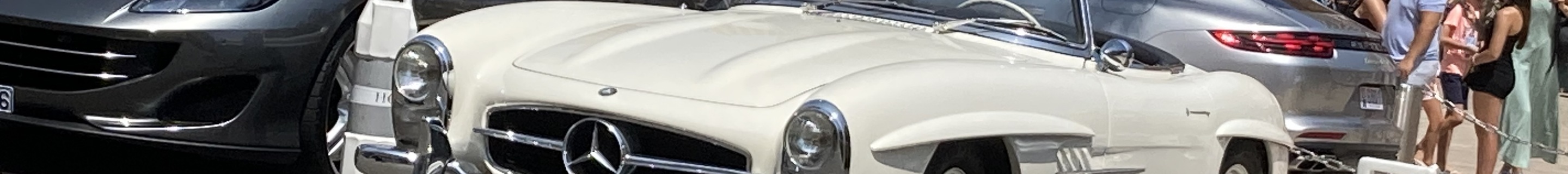 Mercedes-Benz 300SL Roadster