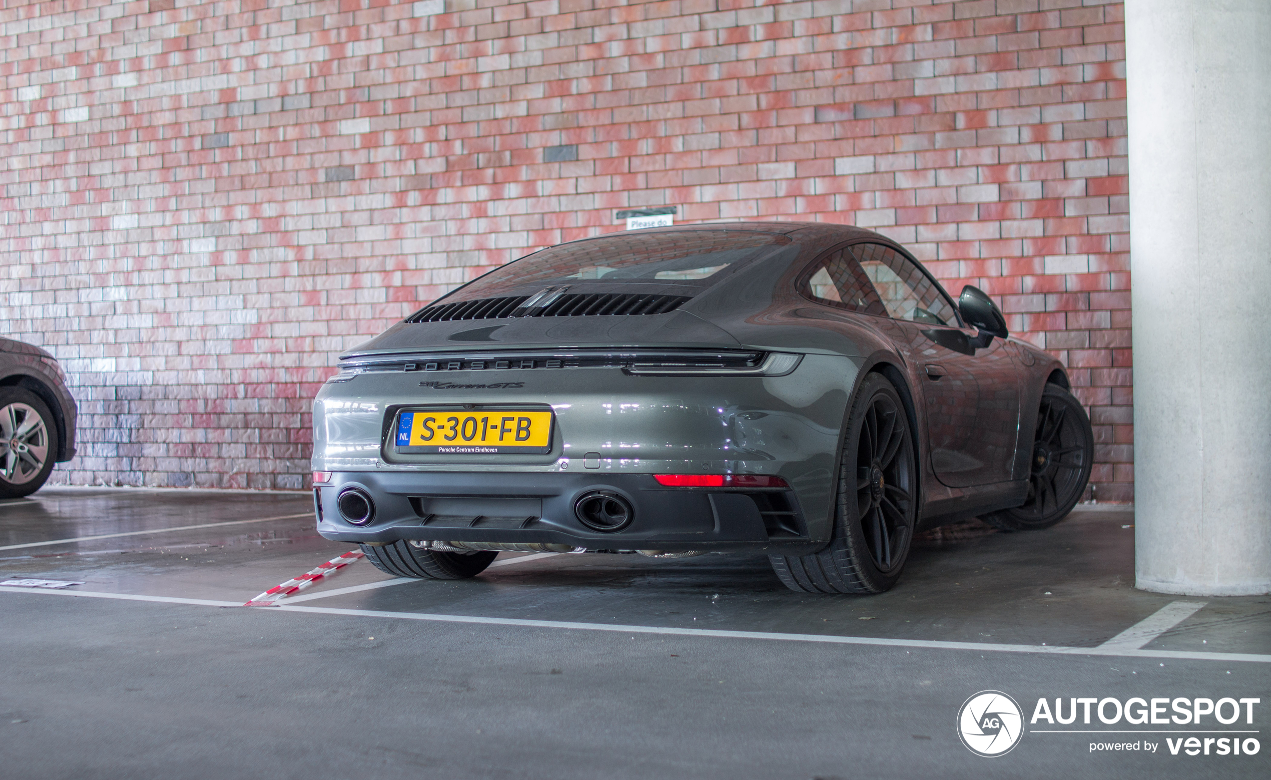 Porsche 992 Carrera GTS