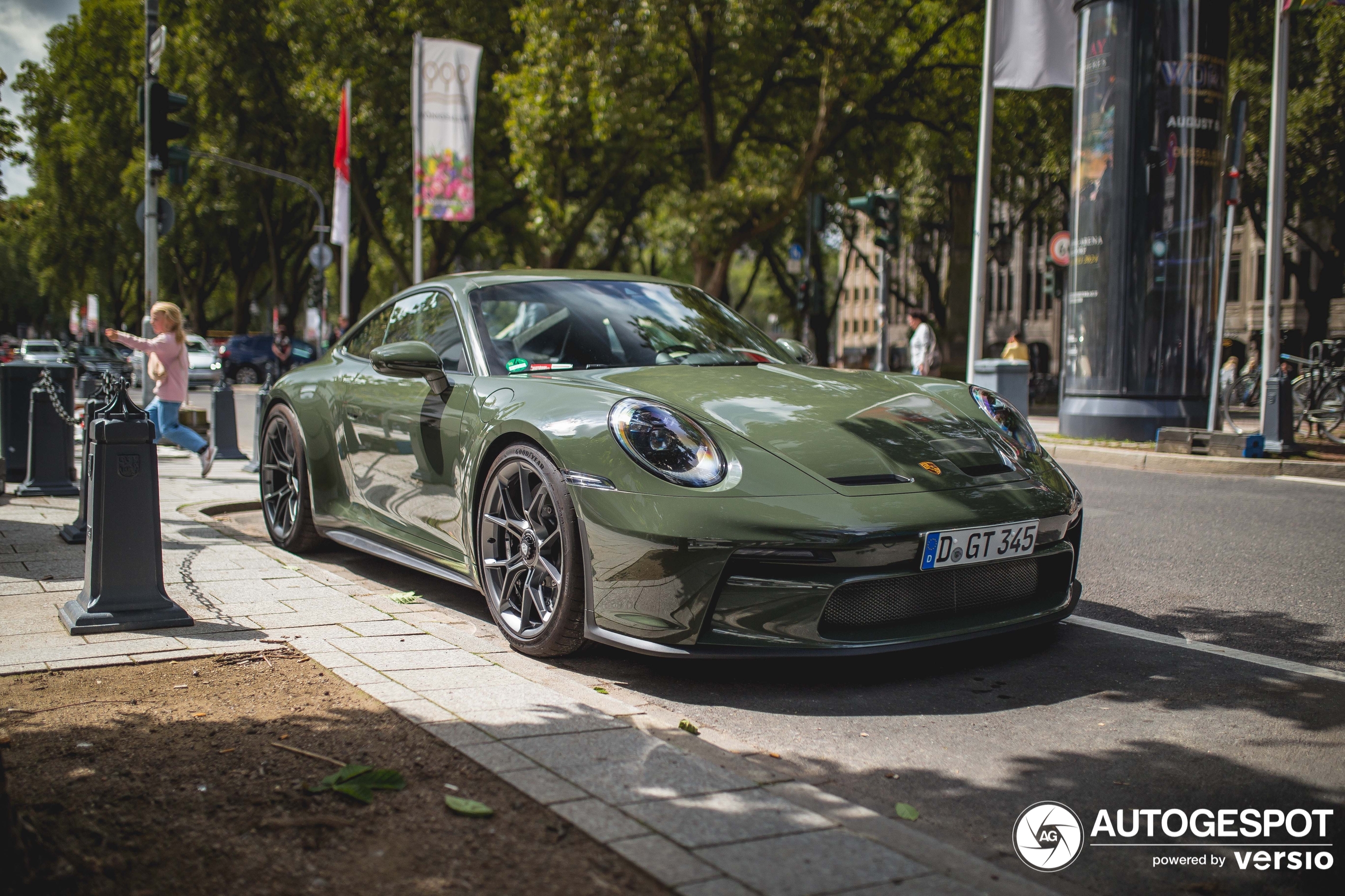 Porsche 992 GT3 Touring