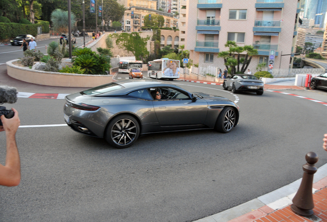 Aston Martin DB11 V8