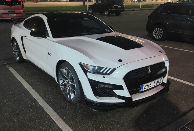 Ford Mustang GT 2015