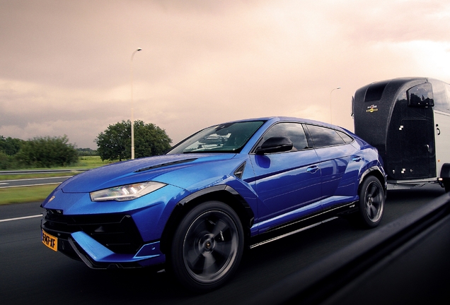 Lamborghini Urus S