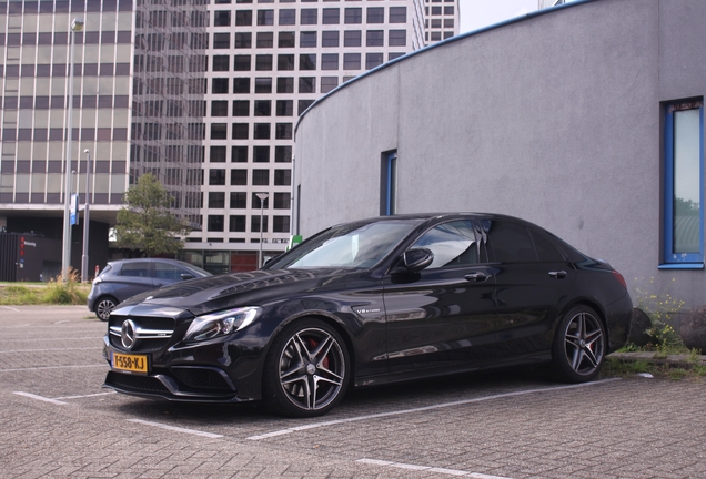 Mercedes-AMG C 63 S W205