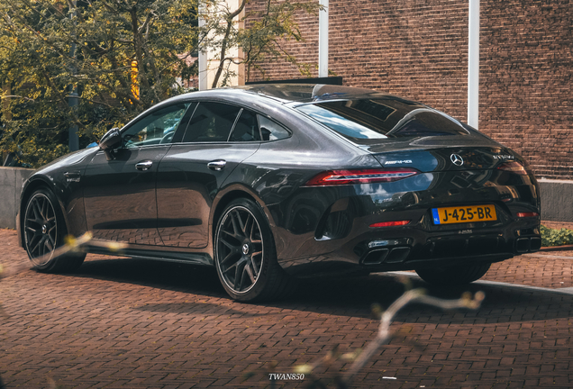 Mercedes-AMG GT 63 S X290