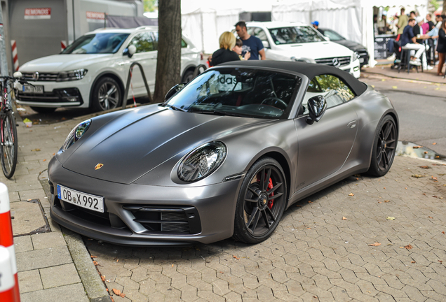 Porsche 992 Carrera 4 GTS Cabriolet