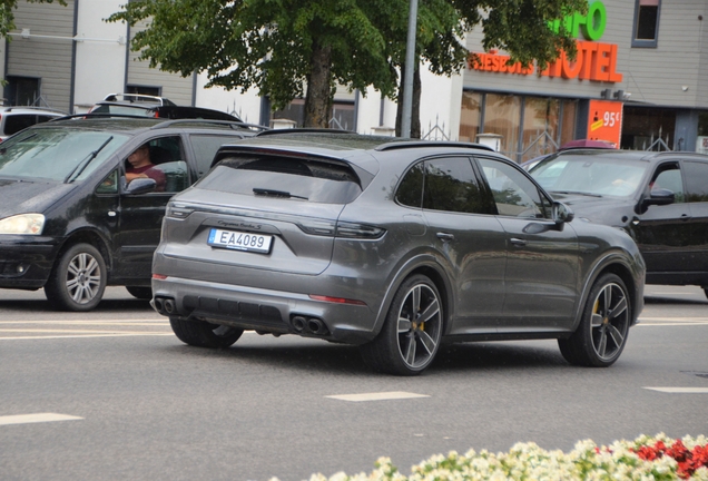 Porsche Cayenne Turbo S E-Hybrid