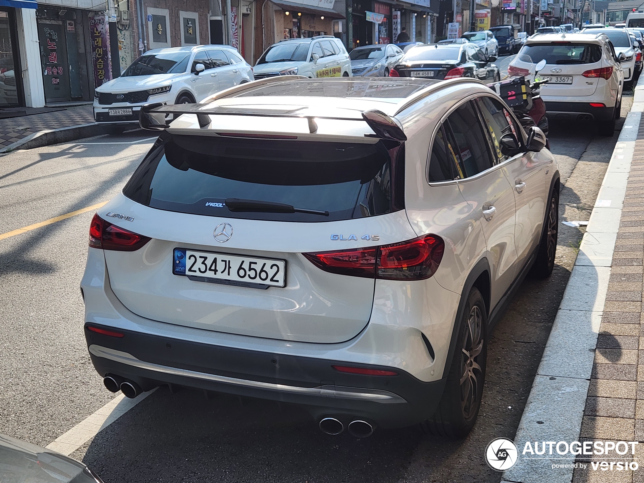 Mercedes-AMG GLA 45 4MATIC+ H247