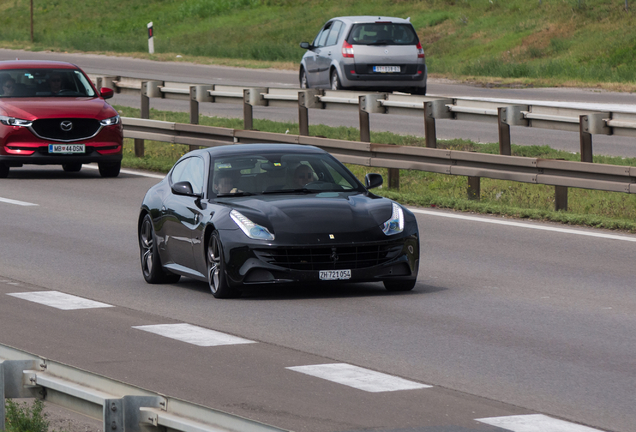 Ferrari FF