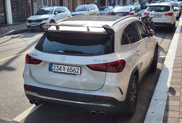 Mercedes-AMG GLA 45 4MATIC+ H247