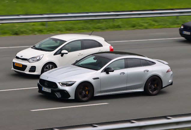 Mercedes-AMG GT 63 S X290