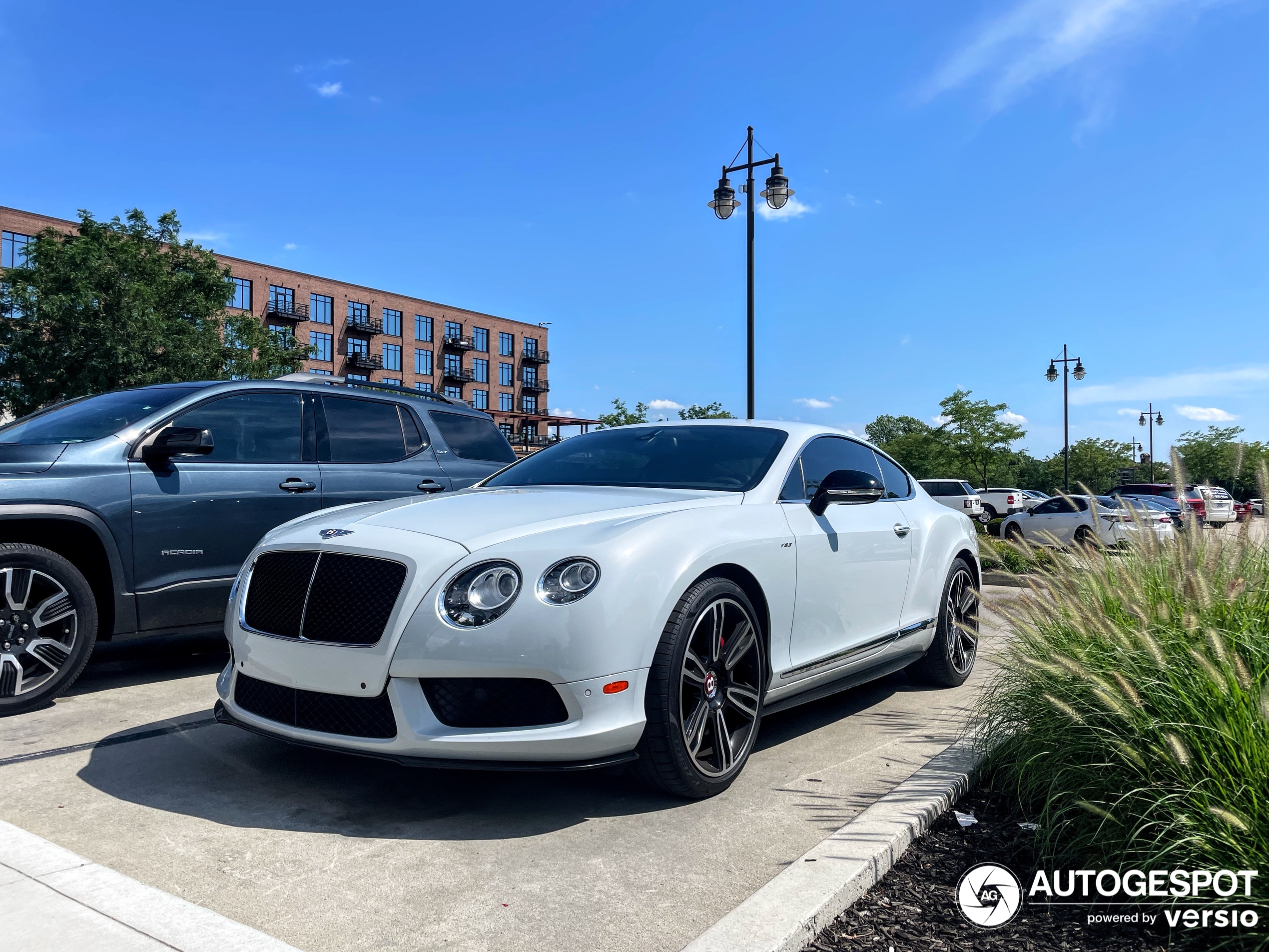 Bentley Continental GT V8 S