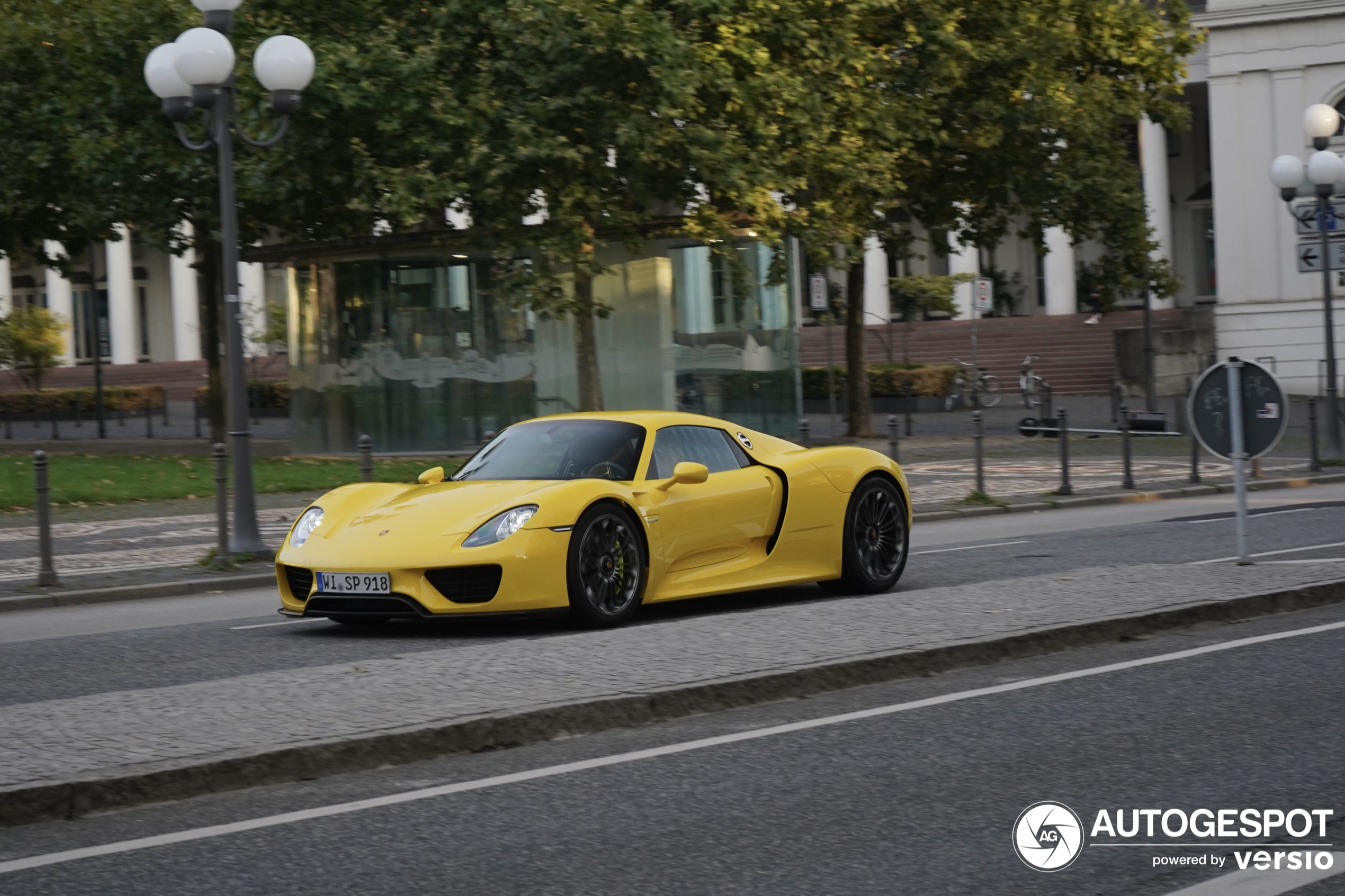 A yellow 918 is finally returning to Wiesbaden