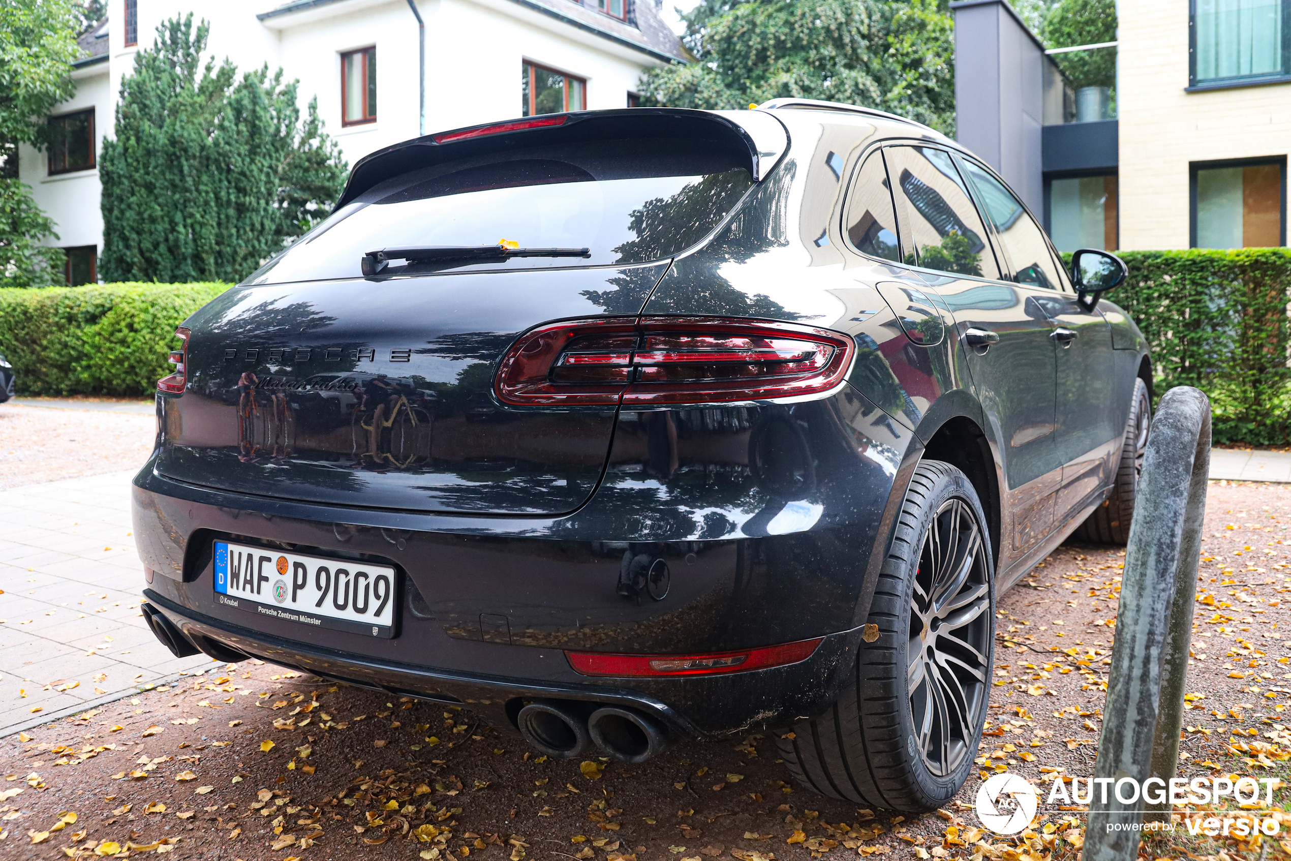 Porsche 95B Macan Turbo