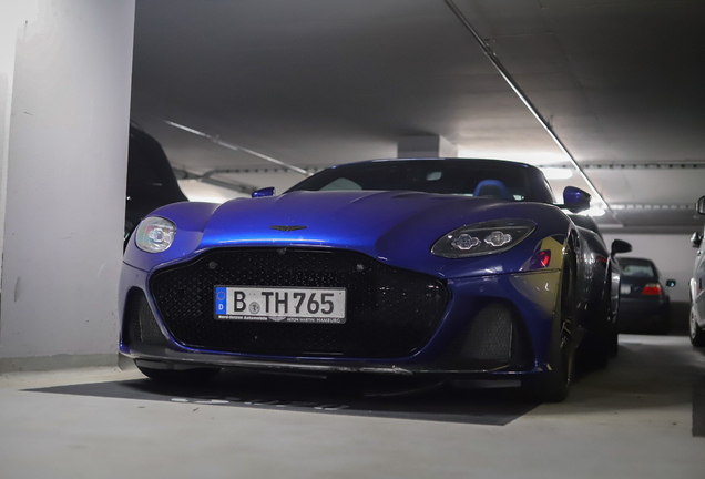 Aston Martin DBS Superleggera Volante