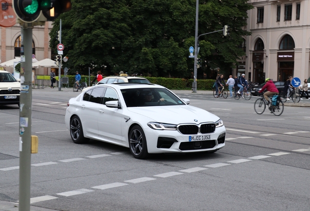 BMW M5 F90 2021