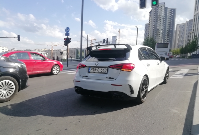 Mercedes-AMG A 45 S W177