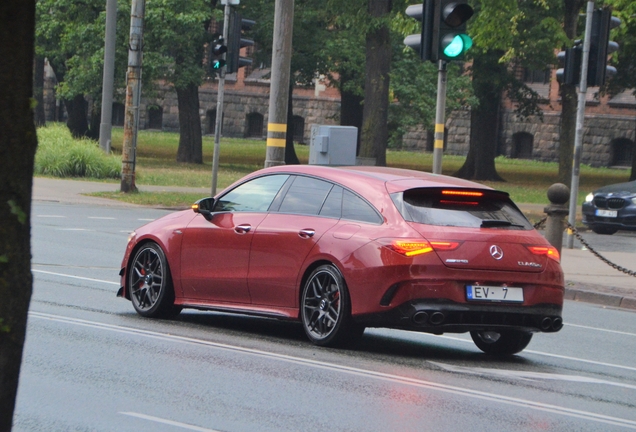 Mercedes-AMG CLA 45 S Shooting Brake X118