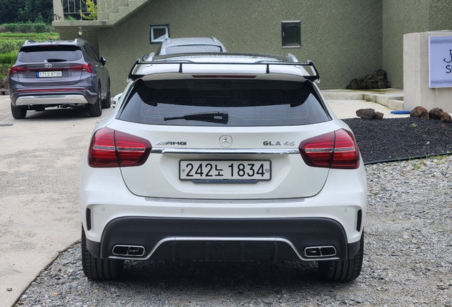 Mercedes-AMG GLA 45 X156 2017