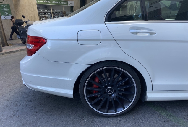 Mercedes-Benz C 63 AMG W204 2012