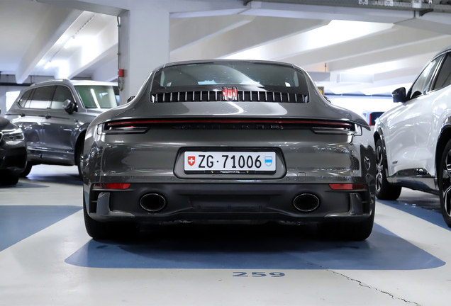 Porsche 992 Carrera 4S