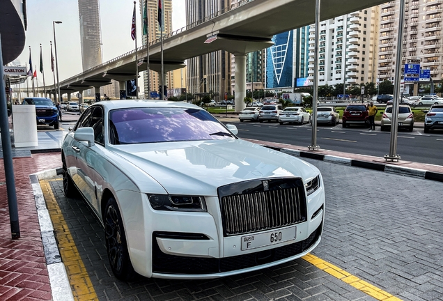 Rolls-Royce Ghost Black Badge 2021