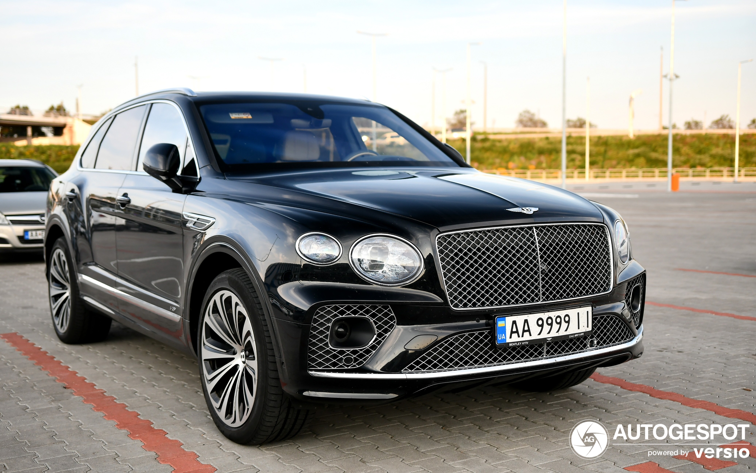 Bentley Bentayga V8 2021