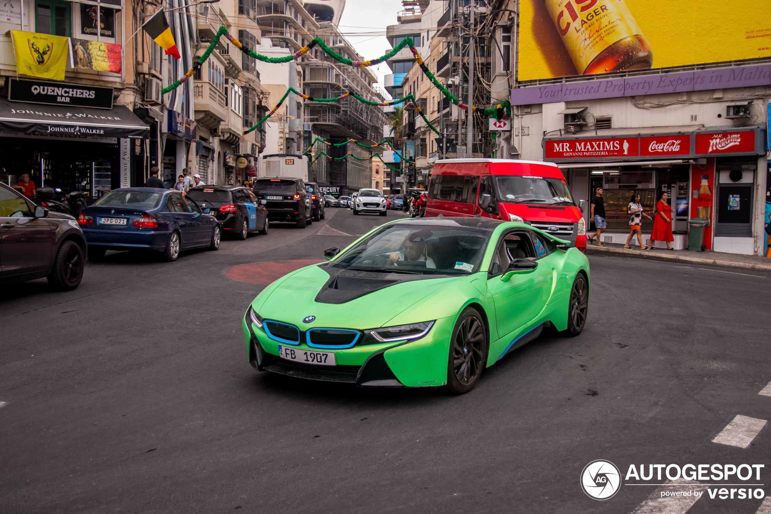 BMW i8