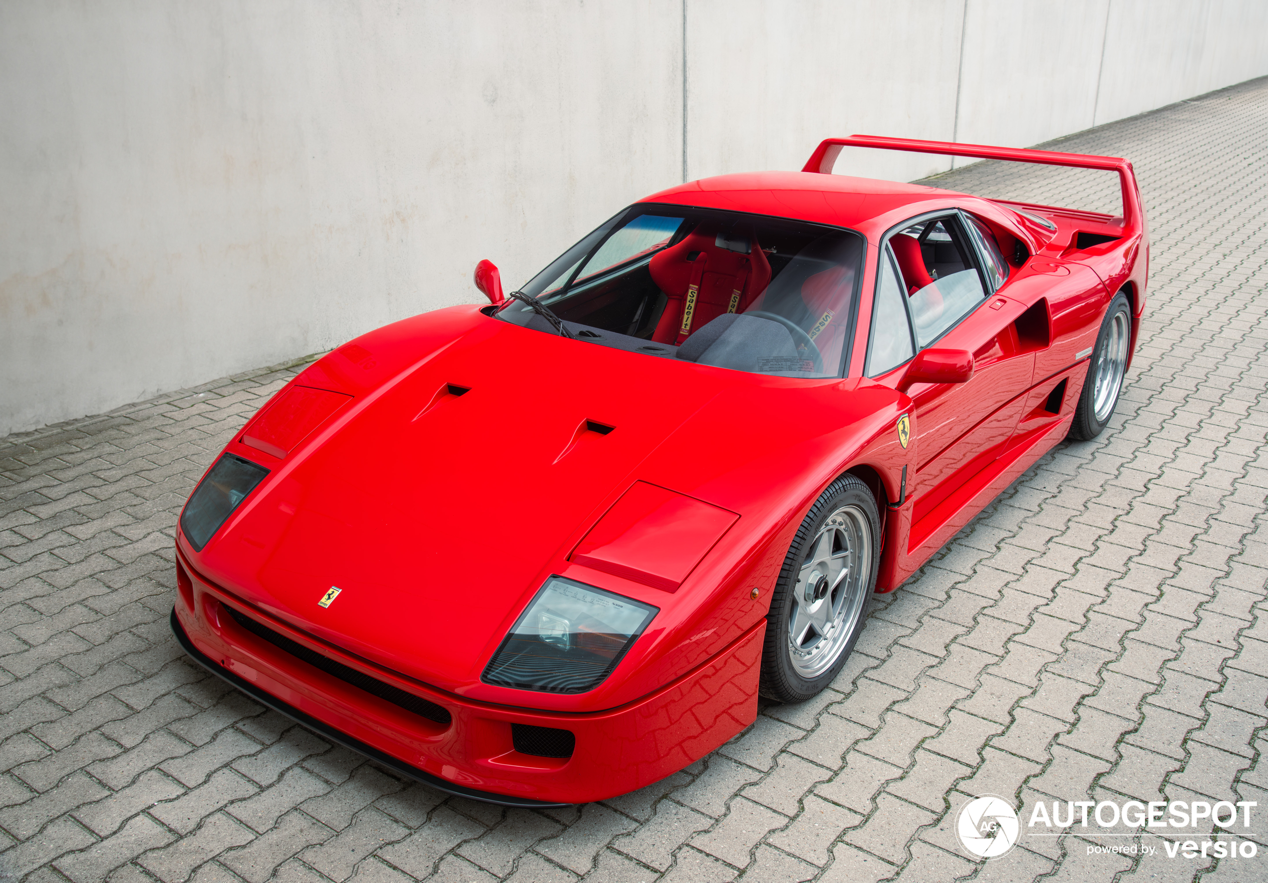 Ferrari F40 - 26 August 2023 - Autogespot