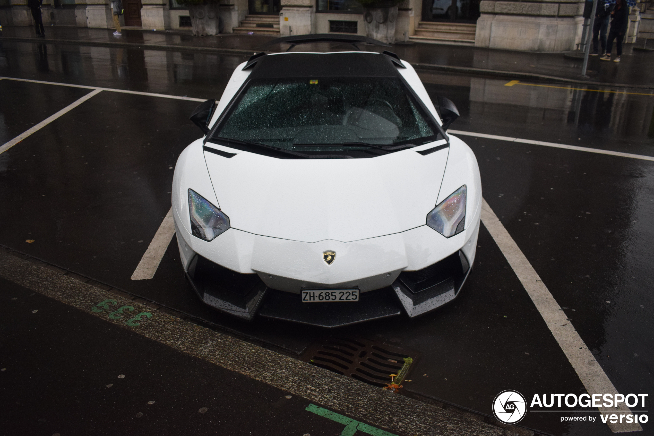 Lamborghini Aventador LP700-4