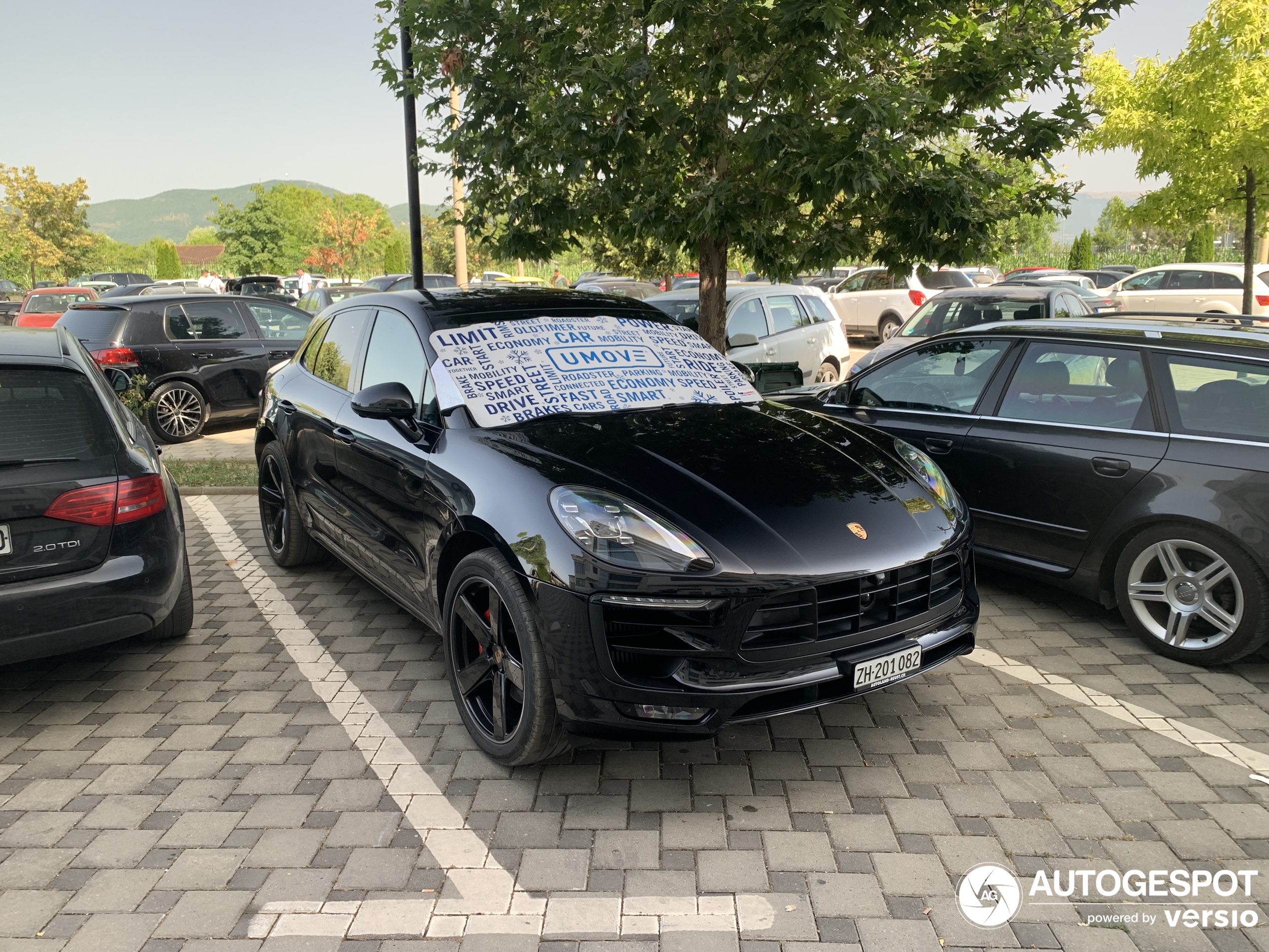 Porsche 95B Macan GTS