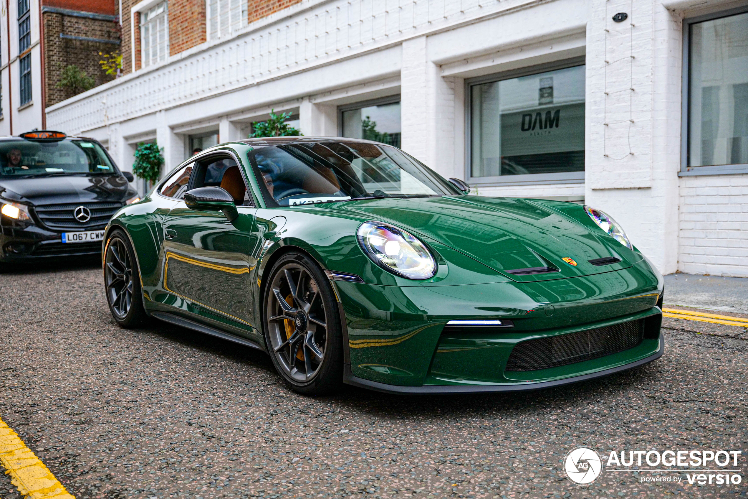 Porsche 992 GT3 Touring