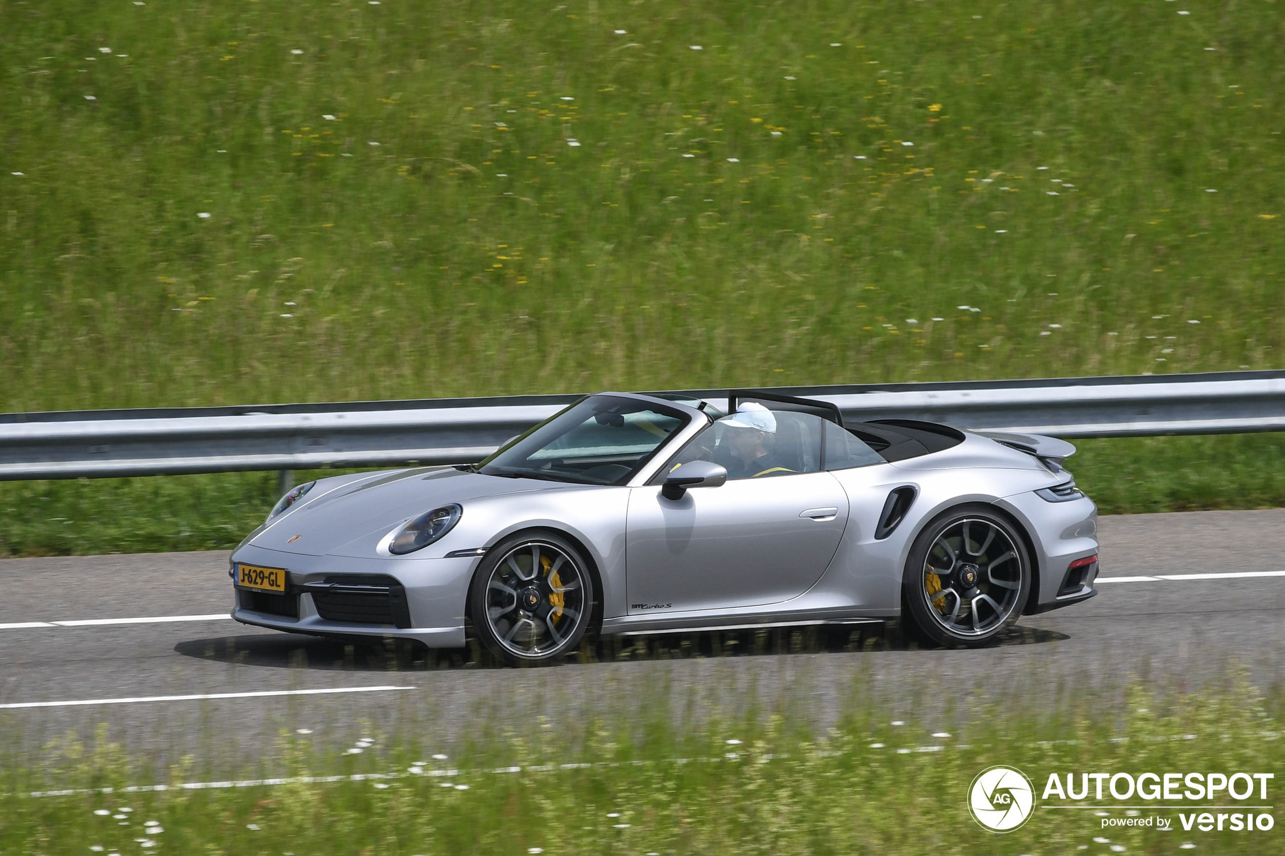 Porsche 992 Turbo S Cabriolet