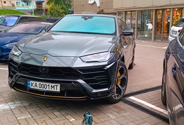 Lamborghini Urus