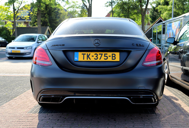 Mercedes-AMG C 63 S W205