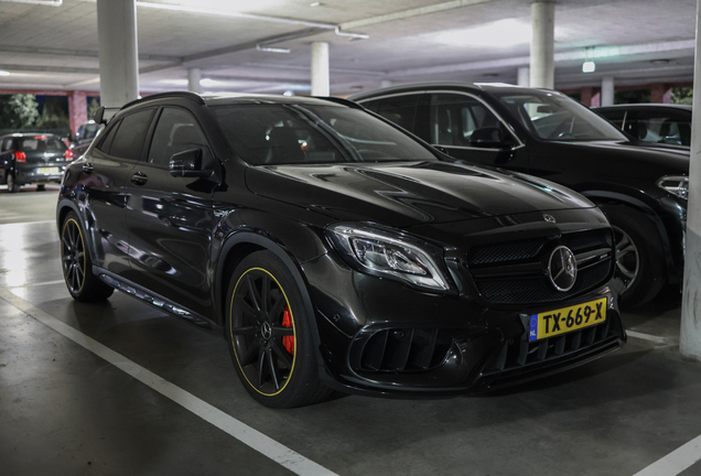 Mercedes-AMG GLA 45 X156 Yellow Night Edition