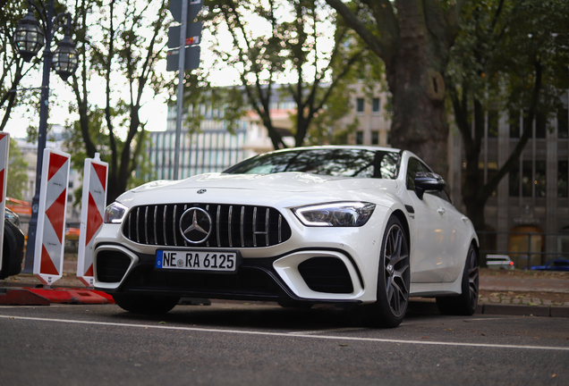 Mercedes-AMG GT 63 S X290