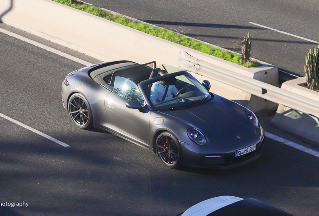 Porsche 992 Carrera 4S Cabriolet