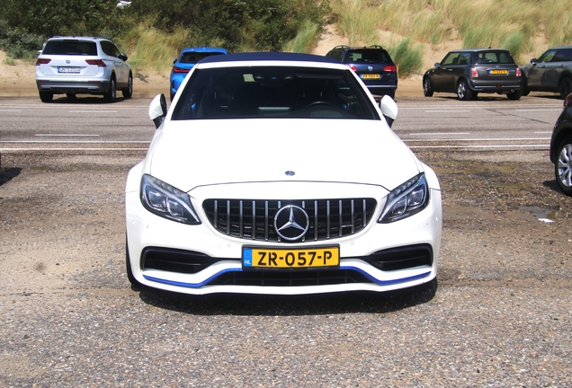 Mercedes-AMG C 63 Convertible A205 Ocean Blue Edition