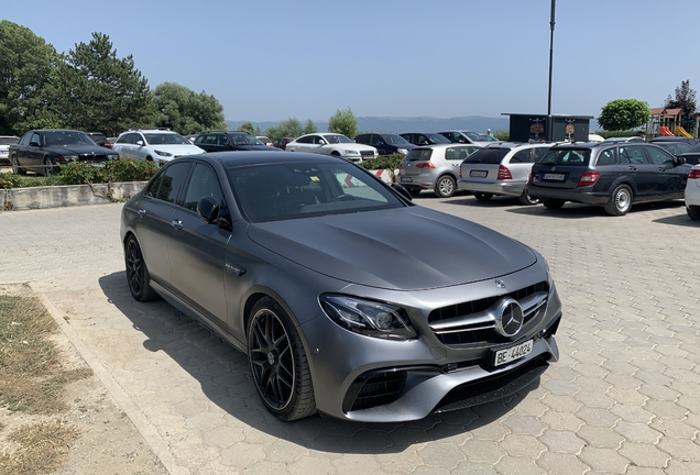 Mercedes-AMG E 63 S W213