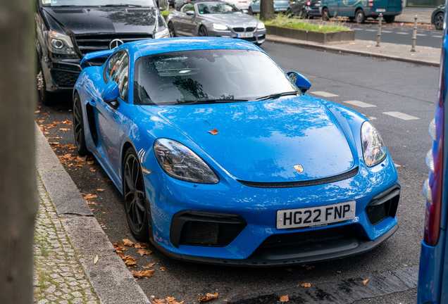 Porsche 718 Cayman GT4