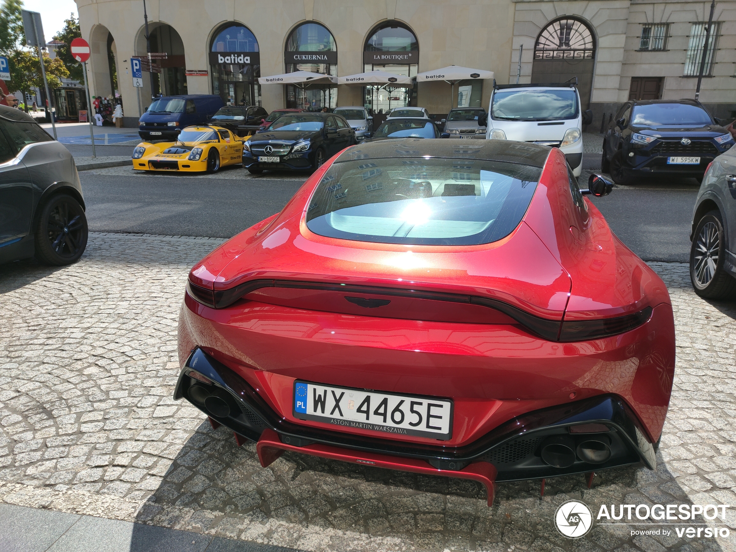 Aston Martin V8 Vantage 2018