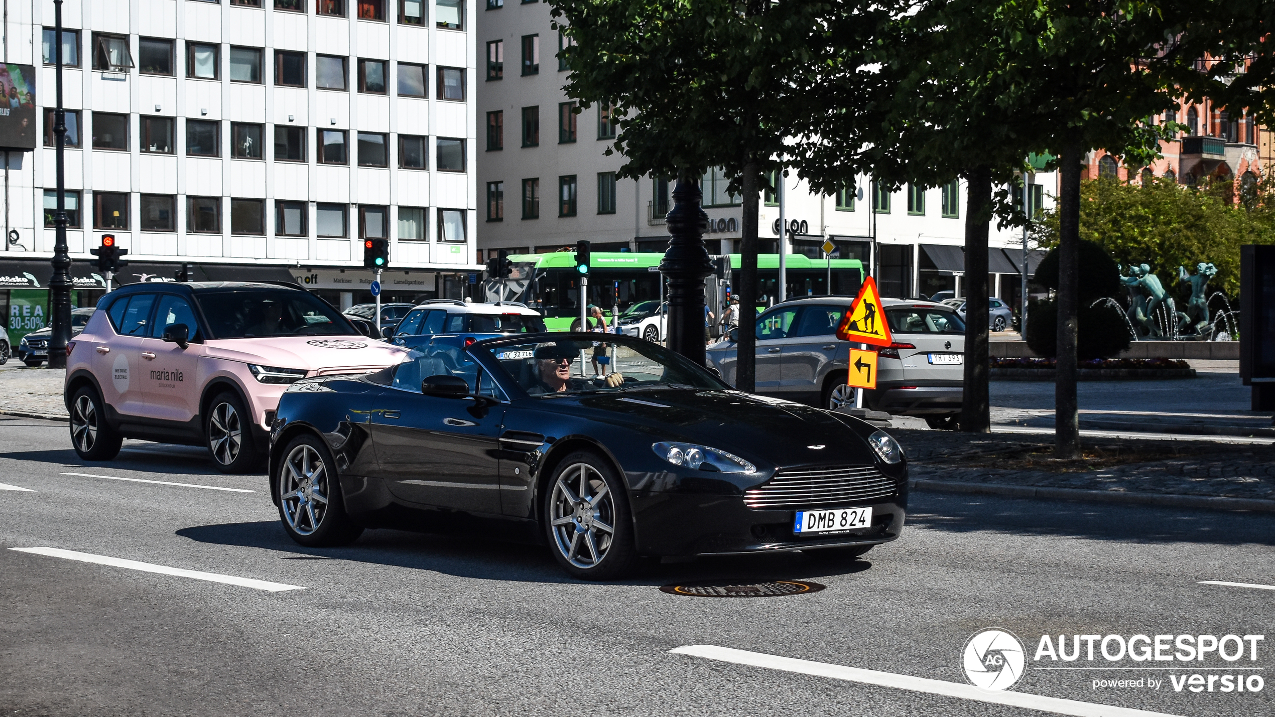 Aston Martin V8 Vantage Roadster