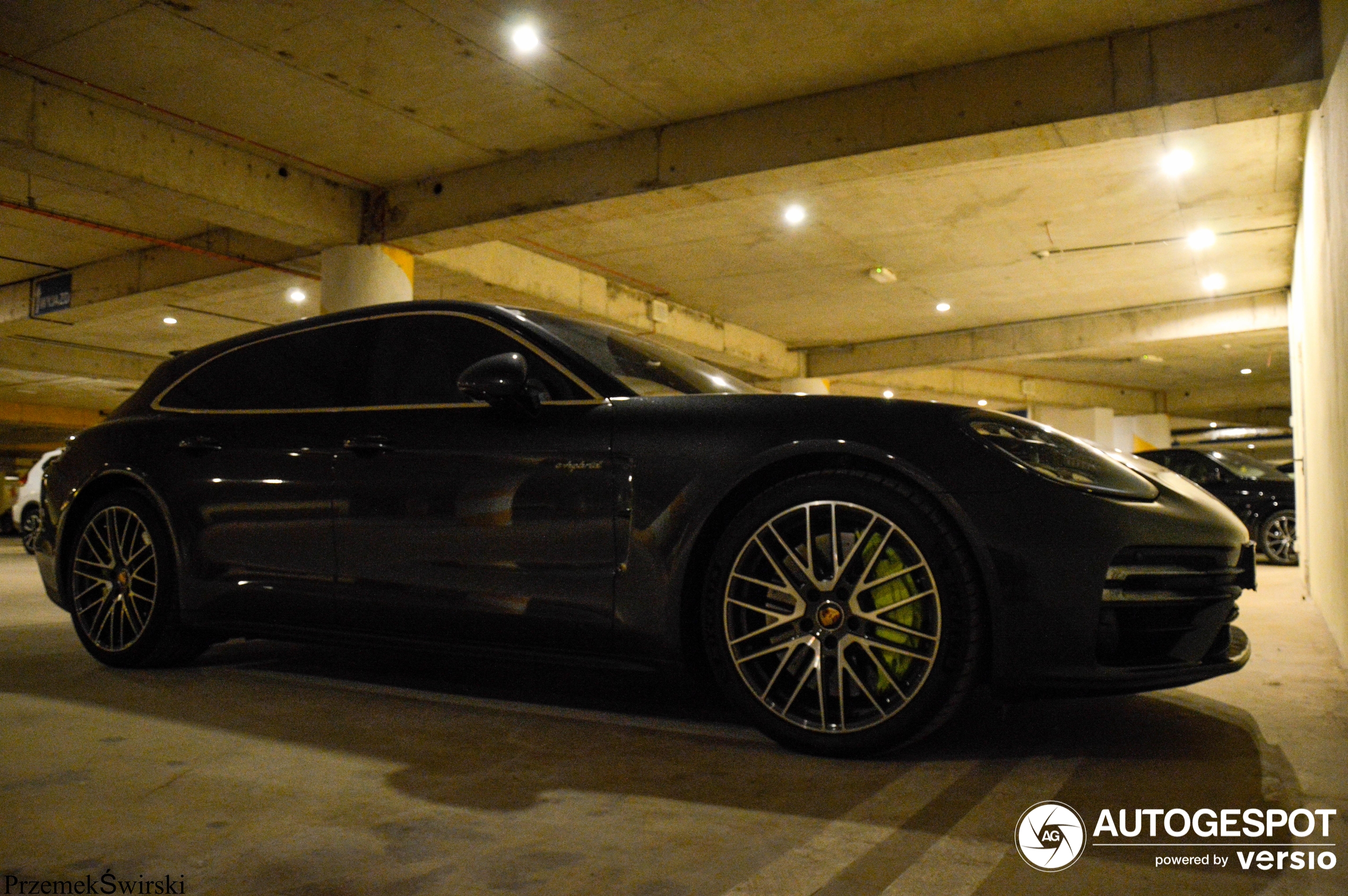 Porsche 971 Panamera Turbo S E-Hybrid Sport Turismo MkII