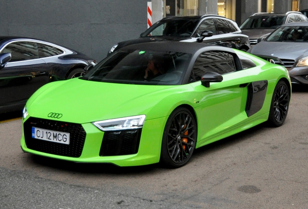 Audi R8 V10 Plus 2015