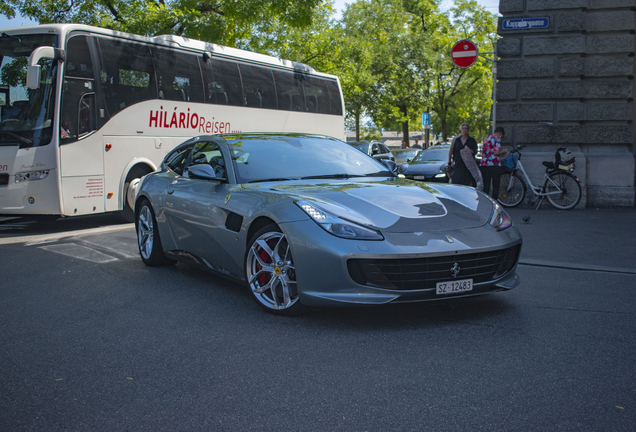 Ferrari GTC4Lusso T