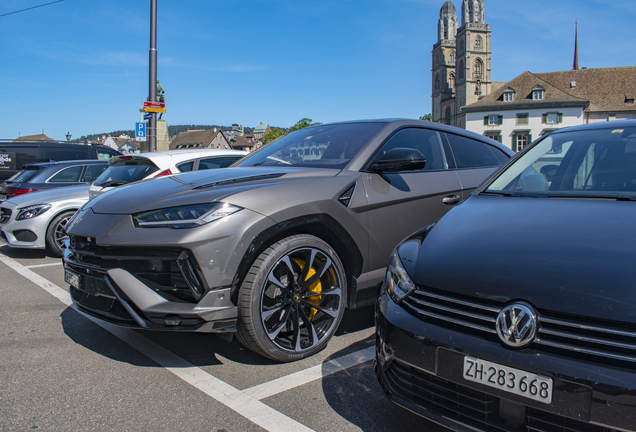 Lamborghini Urus S